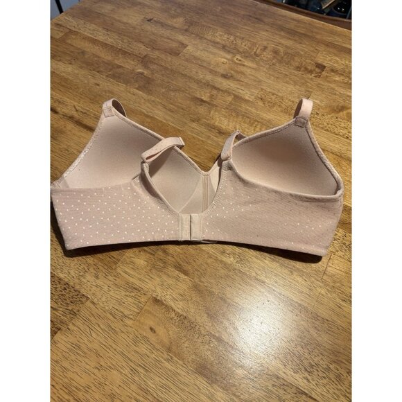 WACOAL Back Appeal Wire Free T-Shirt Bra Light Pink Wireless Comfort Casual 34C - Picture 3 of 5